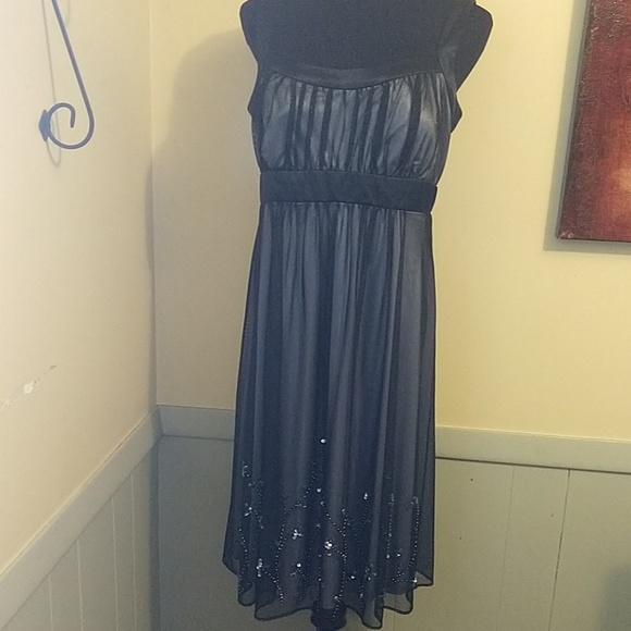 S.L. Fashions Dresses & Skirts - Cute dress S.L. Fashions Dresses & Skirts - Cute dress